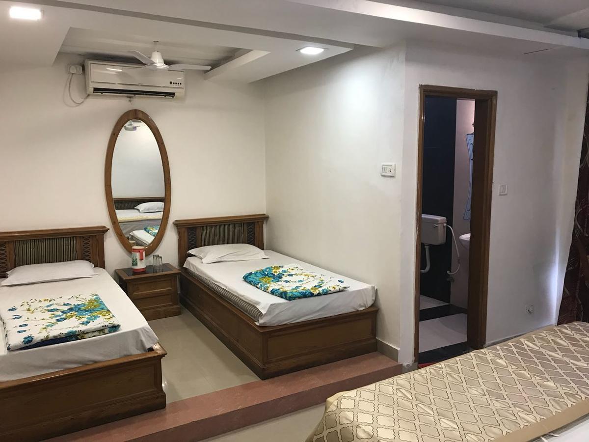 Hotel Sheratone Mount Abu Exterior photo